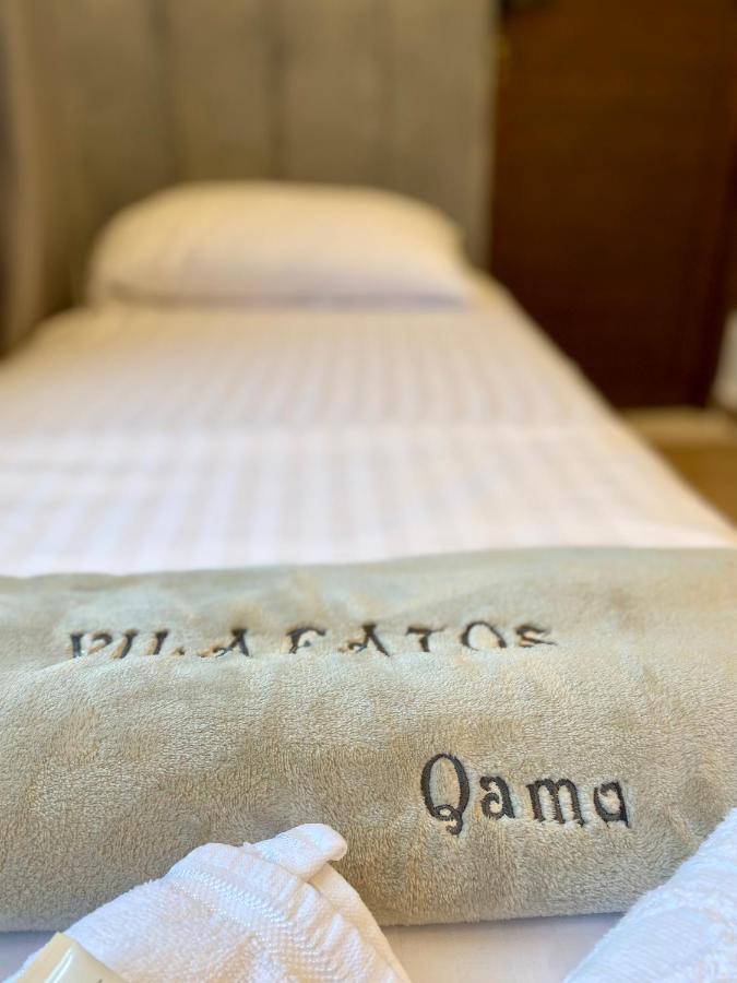 Vila Fatos Qama Berat Buitenkant foto